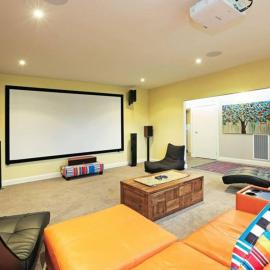 Ozone Beach House - The house that has it ALL!!!, hotel in Indented Head