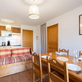 Grand Appartement pour 6 avec Parking à Peyragudes - FR-1-695-43, Hotel in Germ