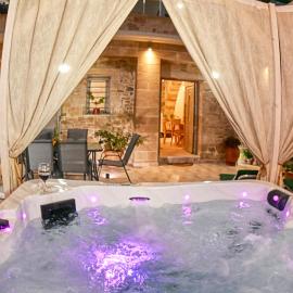 Petros Luxury Traditional Villa near Falassarna and Balos