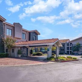 La Quinta Inn by Wyndham Sacramento North, hotel v mestu Sacramento