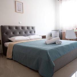 Anesis Airport rooms 102, hotel di Koropíon