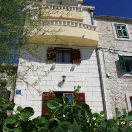 Holiday Home Blaž, Hotel in Primošten
