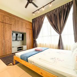 Ha-aH⁴ Home@nearby IOI Resort,3BR w Balcony, hotel in Seri Kembangan