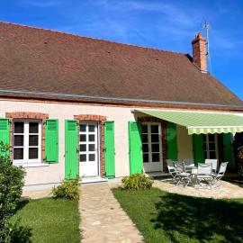 Gîte du canal rue de la Tuilerie, Hotel in Amilly