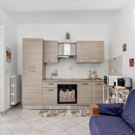[10 min Torino] Moderna Casa Due Piani con Cortile