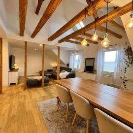 Stilvolles Ferienhaus in Gerolstein، فندق في غيرولشتاين