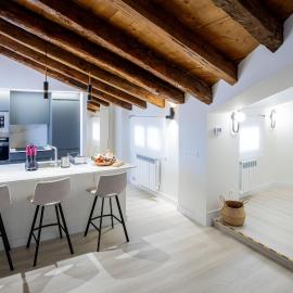 Apartamentos Hartzenbusch, hotel en Teruel