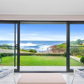 Fishie - 8a Pacific Street Fisherman Bay, hotel di Anna Bay