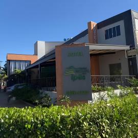 Hotel Recanto dos Ipes, hotel u gradu Frutal