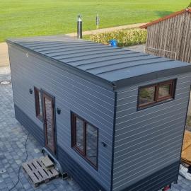 Tiny House mit Sauna im Allgäu โรงแรมในBuchenberg