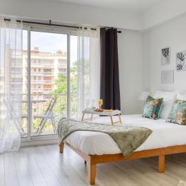 Zzzen aux portes de Paris avec Parking et Netflix、ヴァンセンヌのホテル