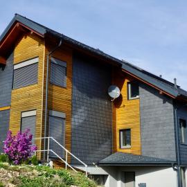 FeWo herein SPAZIERT, hotel v destinácii Schmiedefeld am Rennsteig