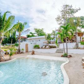 Kamari Cafe&Resort Kohlarn คามารีคาเฟ่แอนด์รีสอร์ทเกาะล้าน