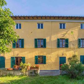 Casale Il Farro, hotel u gradu 'Camaiore'