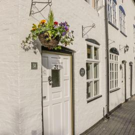 31 Riverside