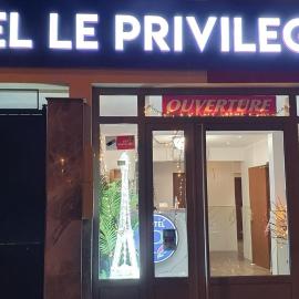 Hotel le Privilege, hotel a La Courneuve