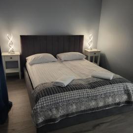 Guesthouse Maximilian, hotel in Keflavík