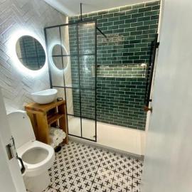 Pretty fancy staycation - South East London / Kent, hotel in Bromley
