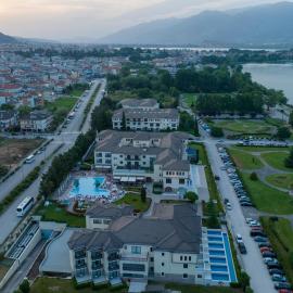 Hotel Du Lac Congress Center & Spa, hôtel à Ioannina