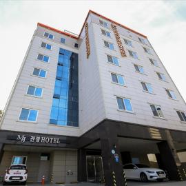 Mj Hotel, מלון ביאוסו