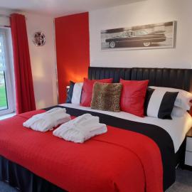 Cadillac Kustomz Guest House, Hotel in Rothesay