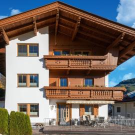 Apartment Mayrhofen near Horbergbahn, hotel in Hippach