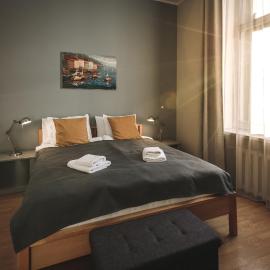 Bearsleys Downtown Apartments