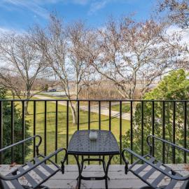 Elegant 4-Season Lake Geneva Condo w/ Fireplace!