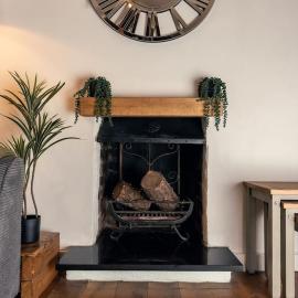 Cosy hillside cottage, hotel in Great Malvern