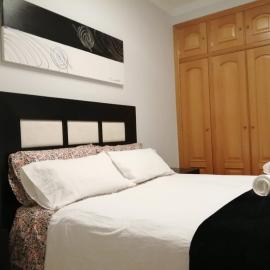 Apartamento La Muralla II, hotel di Baena