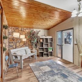 Downtown 2 story property apts, hotel en Spearfish