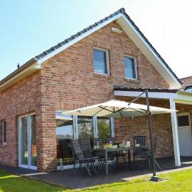 Ferienhaus Marinapark 147, hotelli kohteessa Walchum