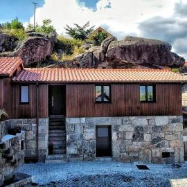 Pura Vida Matos House, hotel in Fafião