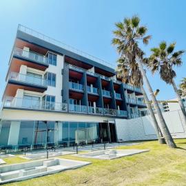 Alba HOTEL & Glamping, hotel din Nishinoura