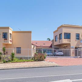 Guesthouse De Tijger Lodge, hotell sihtkohas Parow