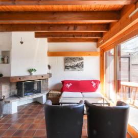 Chalet Charousse, hotel in Les Houches