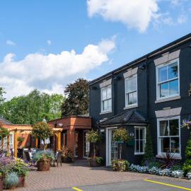 The Dewdrop Inn, hotel en Worcester