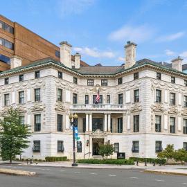 Placemakr Dupont Circle