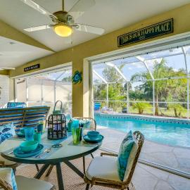Gorgeous Punta Gorda Home w/ Lanai & Private Pool!, hotel in Punta Gorda