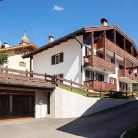 Casa Lucia Moena, hotel v Moeně