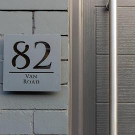 82 Van Road – hotel w mieście Caerphilly