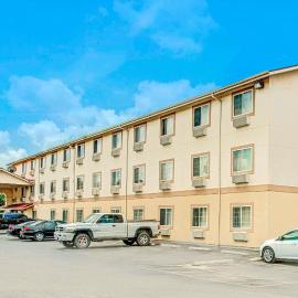 Super 8 by Wyndham San Antonio/Fiesta, hotel din San Antonio