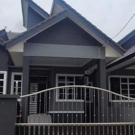 Homestay Haura Bella
