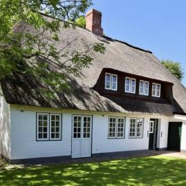 Wohnung für 4 Personen mit Garten in Nieblum