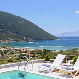 Omicron & White Villas - OffWhite Villas, hotel a Vasiliki