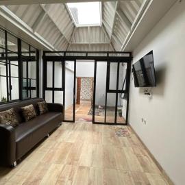 Alfara Homestay, hotel in Ngaglik