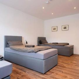Workers Apartment Goch - 4 Bedrooms - 8 Single Beds
