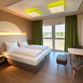 Mainfranken Motel - Anreise rund um die Uhr - Neueröffnung 2023، فندق في Marktsteft