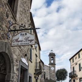 Antico Borgo B&B Seggiano – hotel w mieście Seggiano