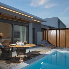 AZIZA luxury suite – hotel w mieście Tolo